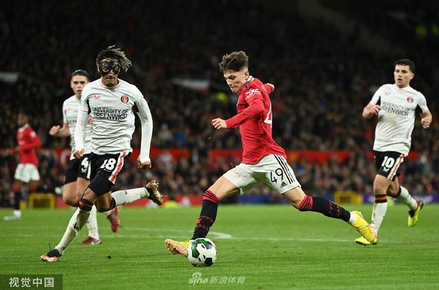 大连人队以 大连人队以